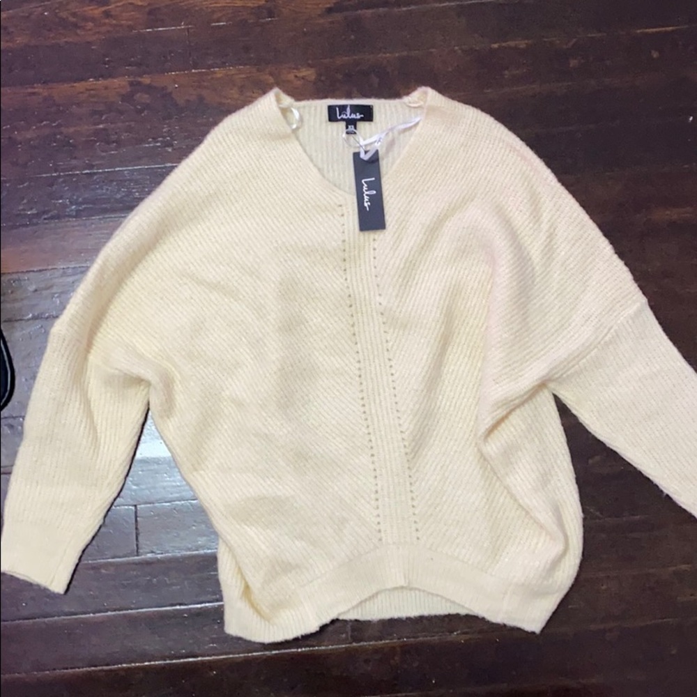 Lulus sweater